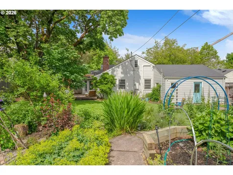 1865 Villard Street Eugene OR 97403