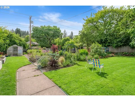 1865 Villard Street Eugene OR 97403