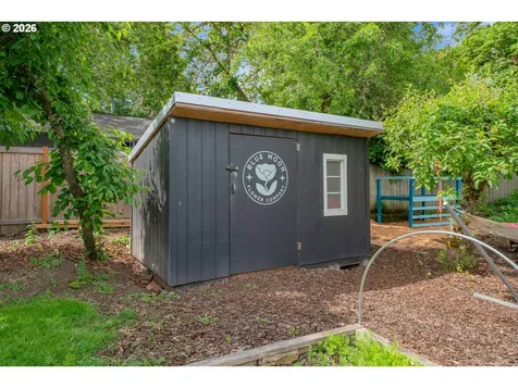 1865 Villard Street Eugene OR 97403