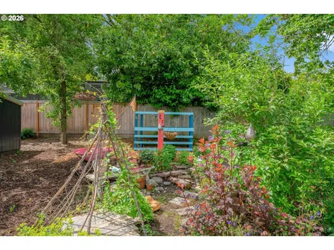 1865 Villard Street Eugene OR 97403