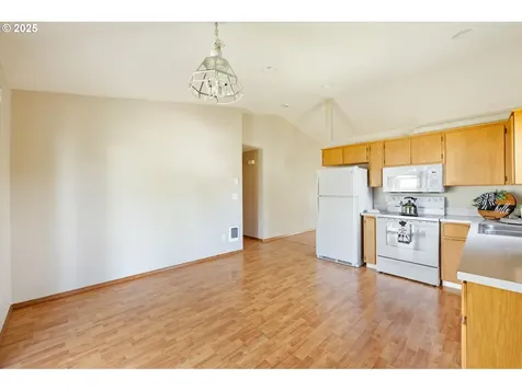 155 Boardwalk Way Kelso WA 98626