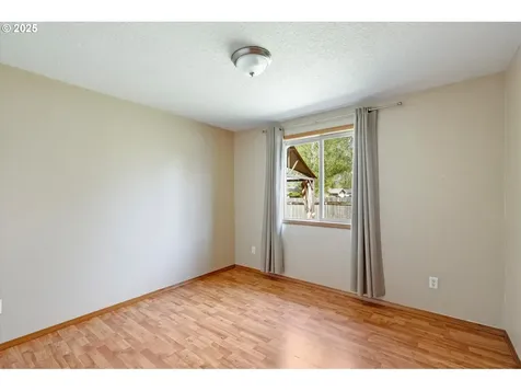 155 Boardwalk Way Kelso WA 98626
