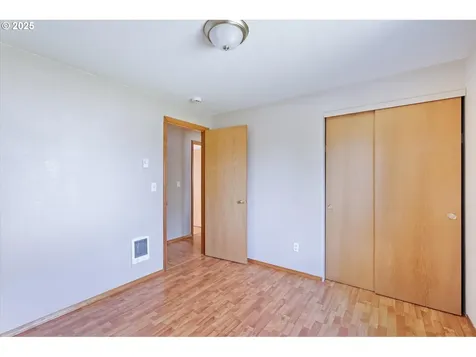 155 Boardwalk Way Kelso WA 98626
