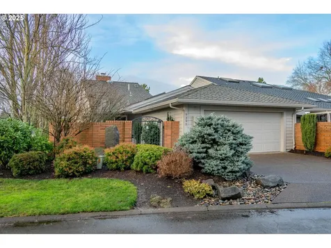 7295 SW East Lake Court Wilsonville OR 97070