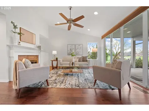 7295 SW East Lake Court Wilsonville OR 97070