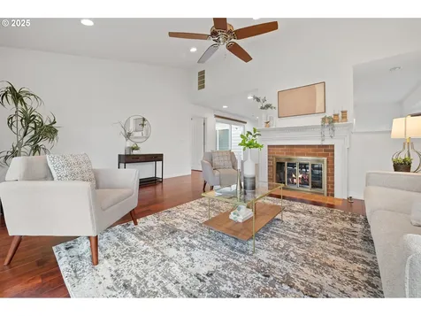7295 SW East Lake Court Wilsonville OR 97070