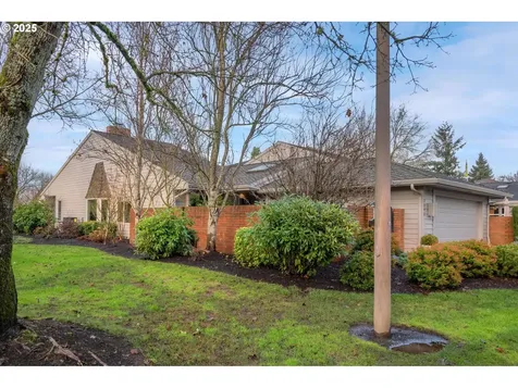 7295 SW East Lake Court Wilsonville OR 97070