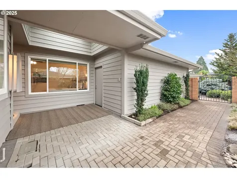 7295 SW East Lake Court Wilsonville OR 97070
