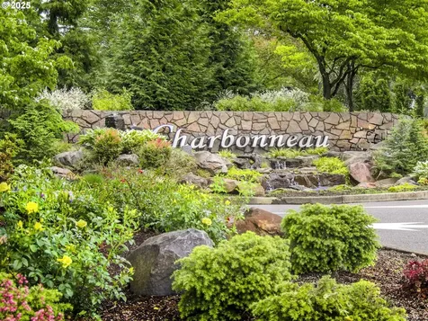 7295 SW East Lake Court Wilsonville OR 97070