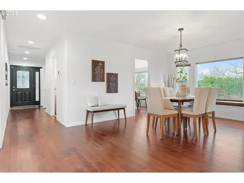 7295 SW East Lake Court Wilsonville OR 97070