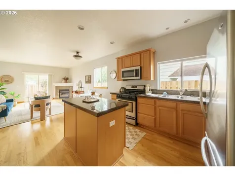 8820 N Fiske Avenue Portland OR 97203
