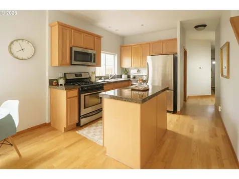 8820 N Fiske Avenue Portland OR 97203