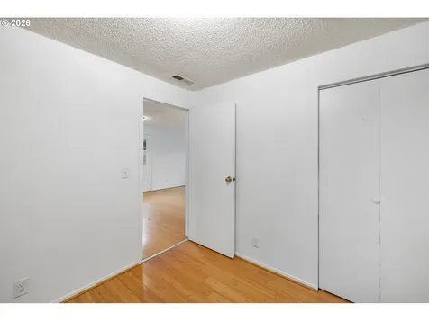 7910 SE Ogden Street Portland OR 97206
