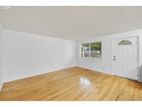 7910 SE Ogden Street Portland OR 97206
