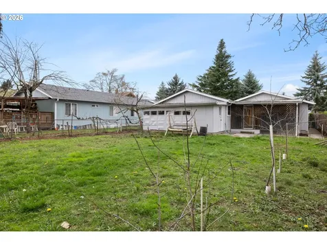 7910 SE Ogden Street Portland OR 97206