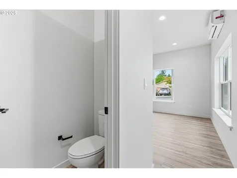 230 Glengate Street Cathlamet WA 98612