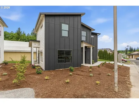 230 Glengate Street Cathlamet WA 98612