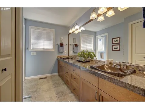 3112 SE 156th Avenue Vancouver WA 98683