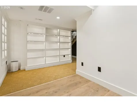 1111 NE 37th Avenue Portland OR 97232