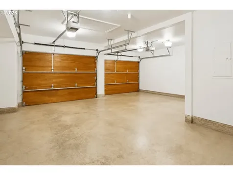 1111 NE 37th Avenue Portland OR 97232