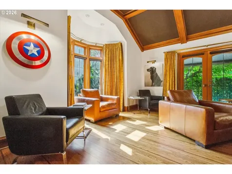 1111 NE 37th Avenue Portland OR 97232
