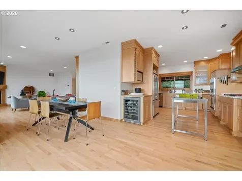 1262 NW Summit Avenue Portland OR 97210
