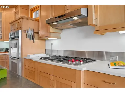 1262 NW Summit Avenue Portland OR 97210