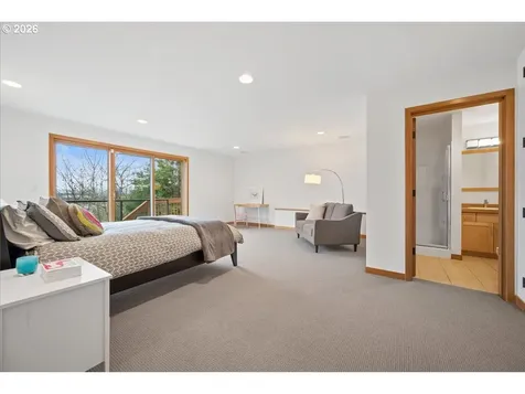 1262 NW Summit Avenue Portland OR 97210