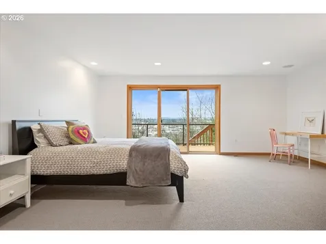1262 NW Summit Avenue Portland OR 97210