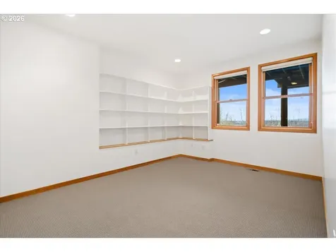 1262 NW Summit Avenue Portland OR 97210
