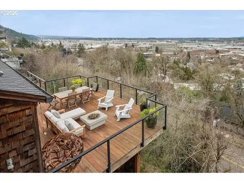 1262 NW Summit Avenue Portland OR 97210