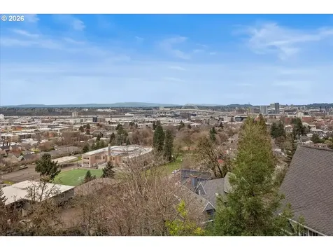 1262 NW Summit Avenue Portland OR 97210