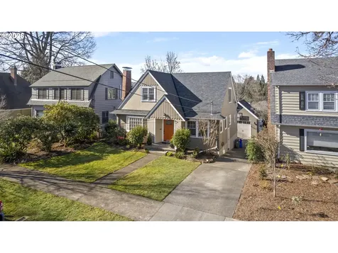 7427 SE 29th Avenue Portland OR 97202