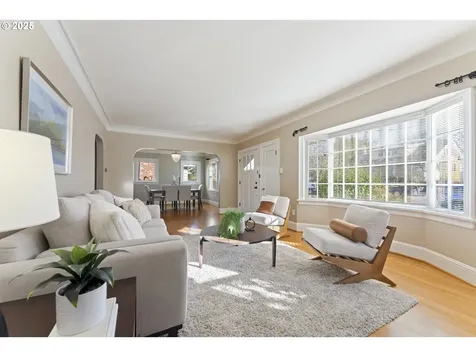 7427 SE 29th Avenue Portland OR 97202