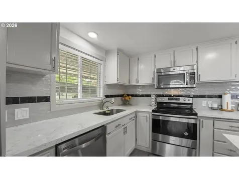 15758 SE Highway 224 Damascus OR 97089