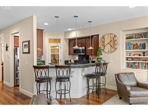 835 W U Street Washougal WA 98671