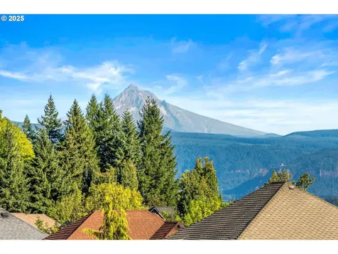 835 W U Street Washougal WA 98671