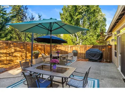 835 W U Street Washougal WA 98671