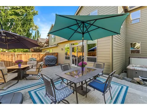 835 W U Street Washougal WA 98671