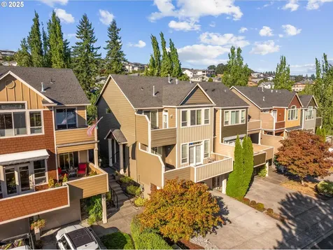 835 W U Street Washougal WA 98671