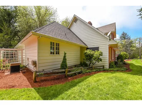 539 Wild Fern Drive Winchester OR 97495