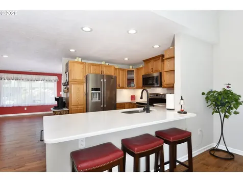 1504 NE Village Squire Court Gresham OR 97030