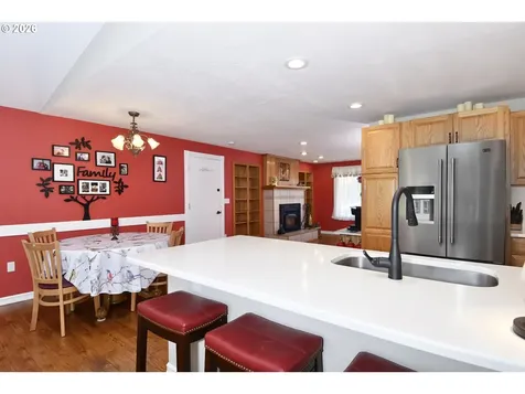1504 NE Village Squire Court Gresham OR 97030