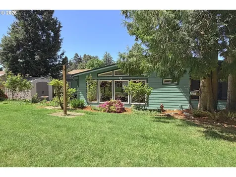 1504 NE Village Squire Court Gresham OR 97030