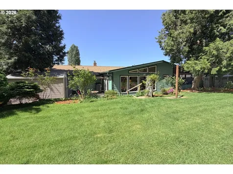 1504 NE Village Squire Court Gresham OR 97030