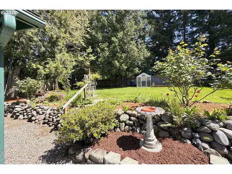 1504 NE Village Squire Court Gresham OR 97030