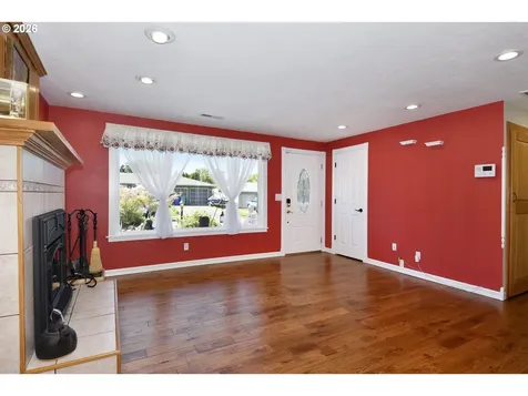 1504 NE Village Squire Court Gresham OR 97030