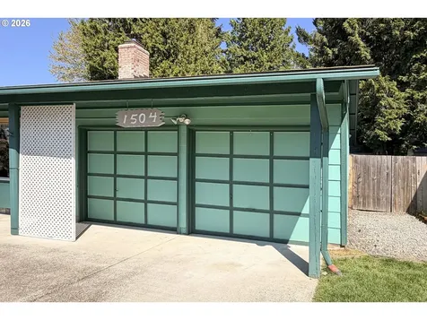 1504 NE Village Squire Court Gresham OR 97030
