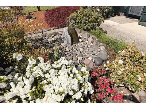 1504 NE Village Squire Court Gresham OR 97030