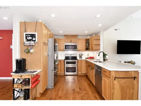 1504 NE Village Squire Court Gresham OR 97030